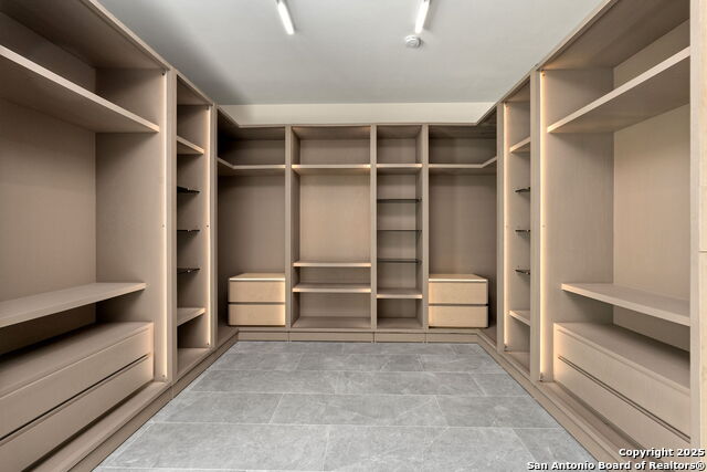 Image 23 of 38 For 24108 Tres Arroyos