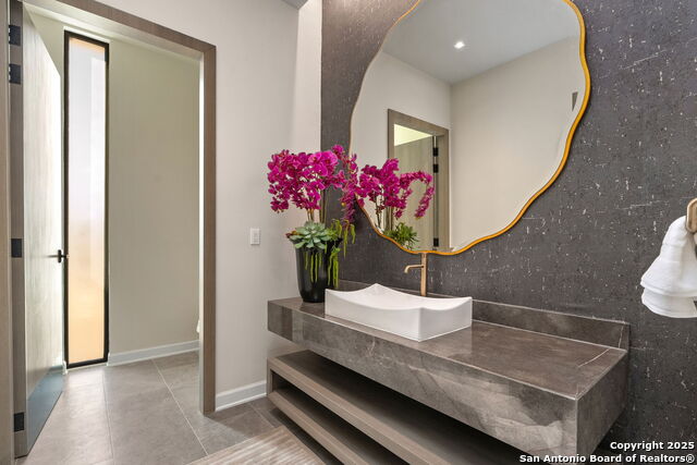 Image 29 of 38 For 24108 Tres Arroyos