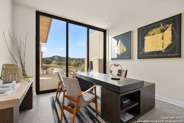 Image 5 of 38 For 24108 Tres Arroyos