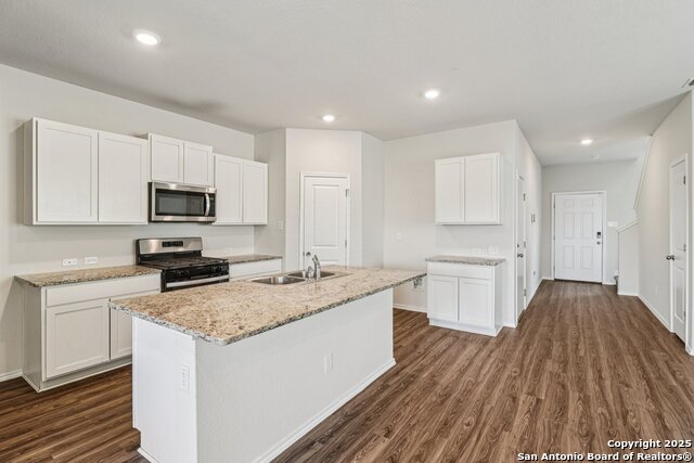 Image 6 of 21 For 4006 Bay Leaf