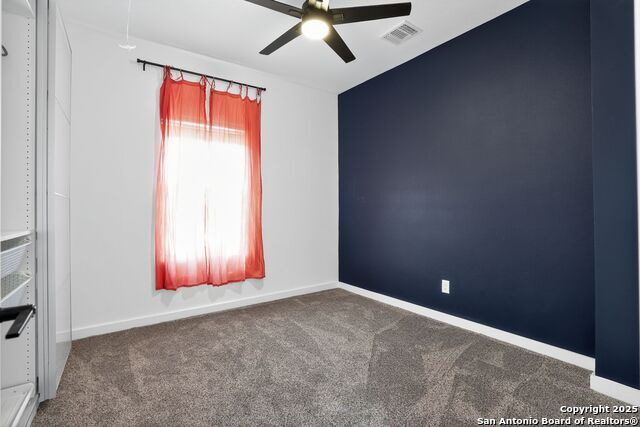 Listing photo id 11 for 1906 Crockett E