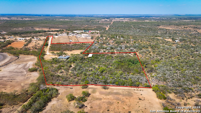 Details for 320 Pullins Drive, Pleasanton, TX 78064