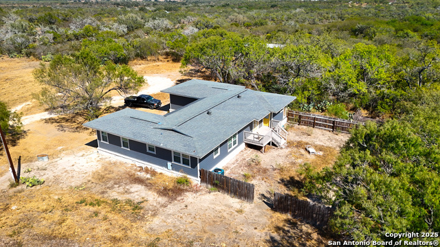 Image 19 of 43 For 320 Pullins Drive