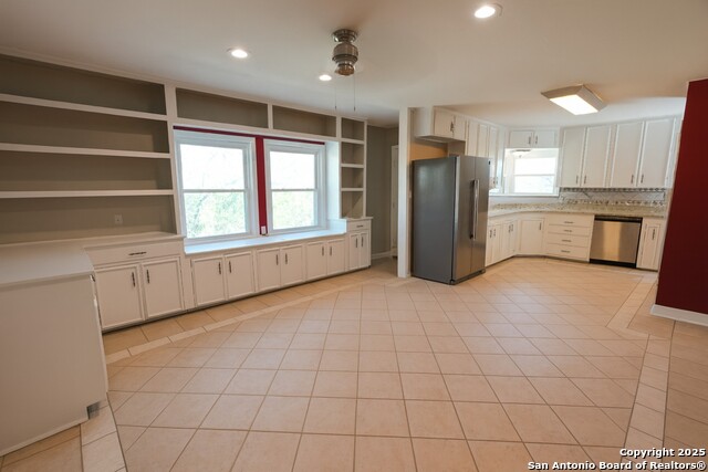 Image 25 of 43 For 320 Pullins Drive