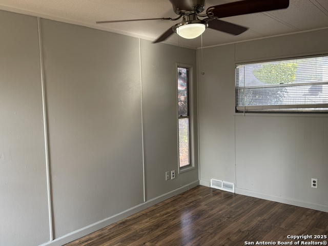 Image 18 of 19 For 8415 Braewick