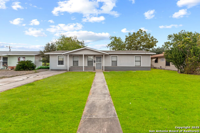 Image 24 of 24 For 315 Pool Drive B