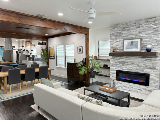 Image 4 of 30 For 1614 Magnolia