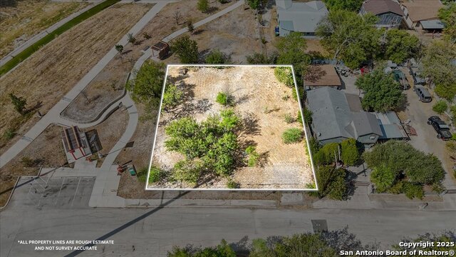 Image 3 of 18 For 331 San Ignacio N