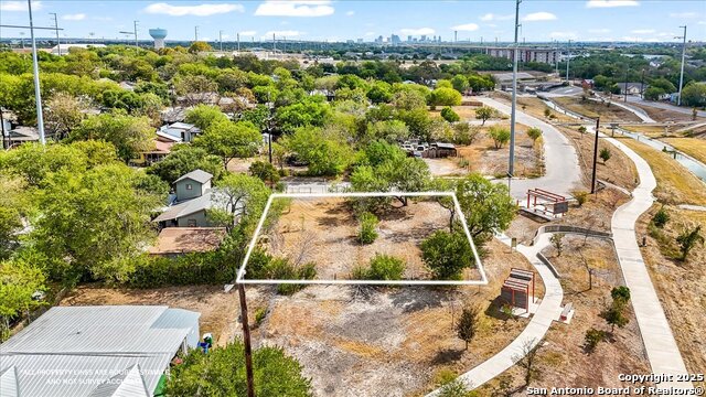 Image 8 of 18 For 331 San Ignacio N