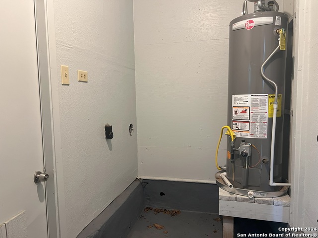 Image 17 of 20 For 309 Aero Ave