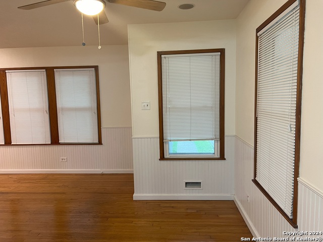 Image 6 of 20 For 309 Aero Ave