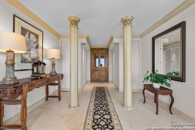 Image 12 of 54 For 700 Hildebrand E 1401