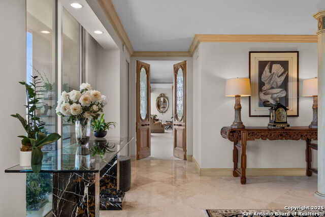 Image 14 of 54 For 700 Hildebrand E 1401