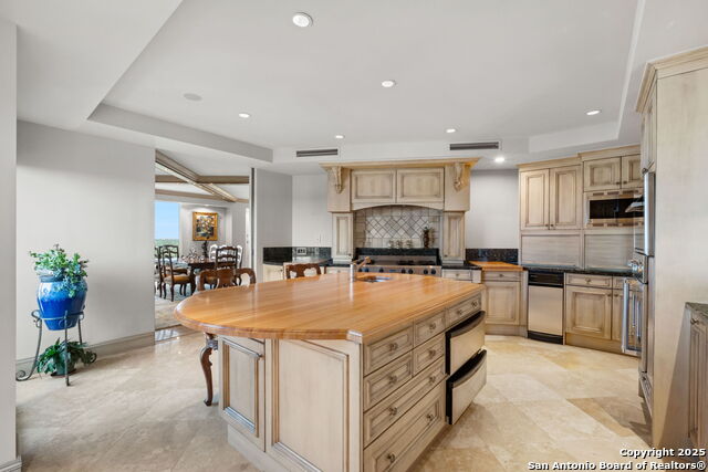 Image 48 of 54 For 700 Hildebrand E 1401