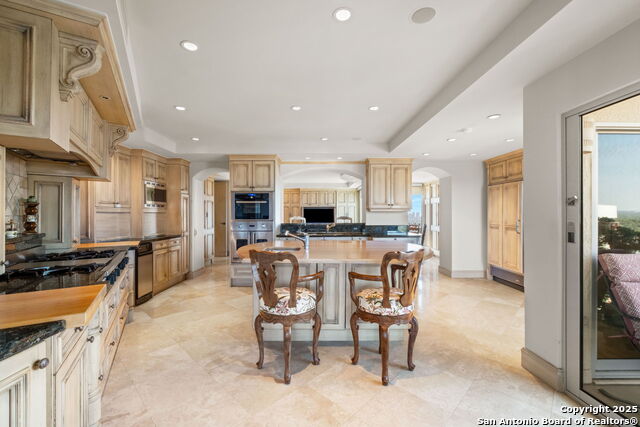 Image 50 of 54 For 700 Hildebrand E 1401