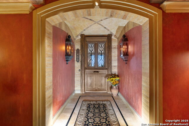 Image 8 of 54 For 700 Hildebrand E 1401