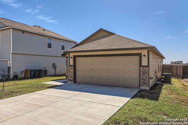 Image 4 of 31 For 2066 Chelsea