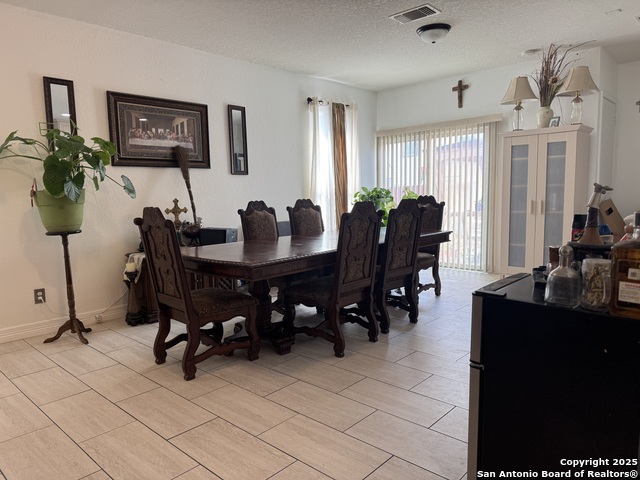 Image 13 of 34 For 4335 Ivan Dr