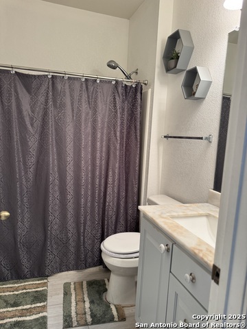 Image 21 of 34 For 4335 Ivan Dr