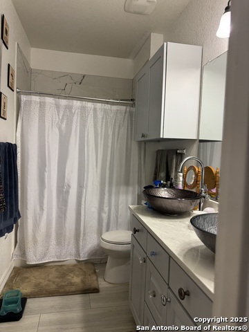 Image 27 of 34 For 4335 Ivan Dr