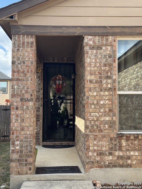 Image 5 of 34 For 4335 Ivan Dr