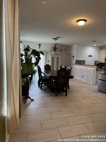 Image 9 of 34 For 4335 Ivan Dr