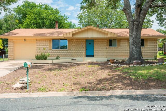 Details for 1122 Nancy Beth Dr., Kerrville, TX 78028