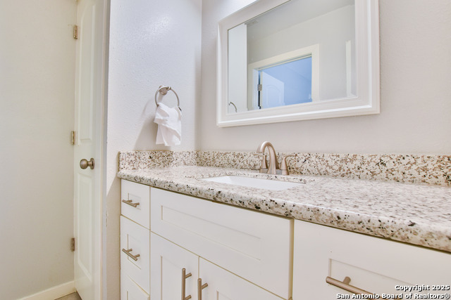 Image 8 of 15 For 411 Gevers S