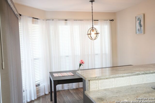 Image 23 of 38 For 3402 Tree Hill