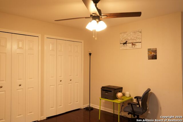 Image 29 of 38 For 3402 Tree Hill