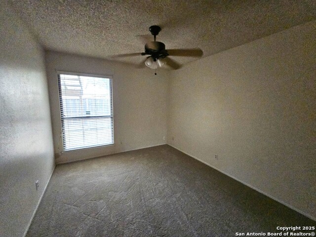 Image 16 of 25 For 5723 Larkdale