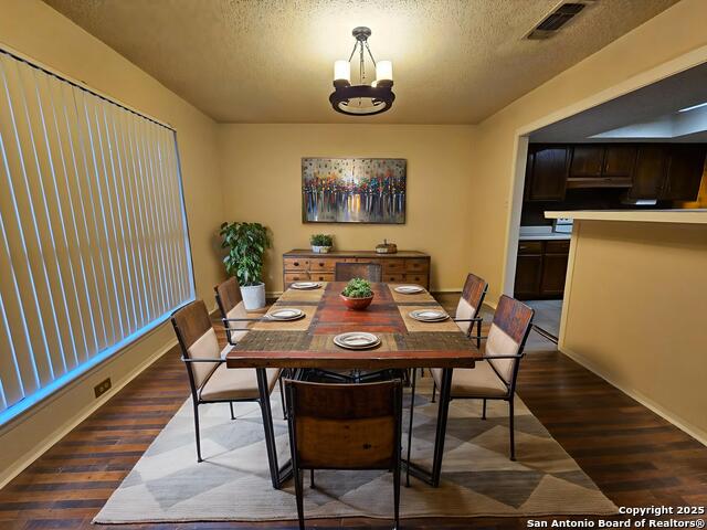 Image 6 of 25 For 5723 Larkdale