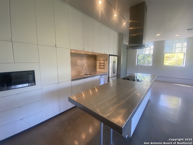 Image 18 of 20 For 114 Camp  204