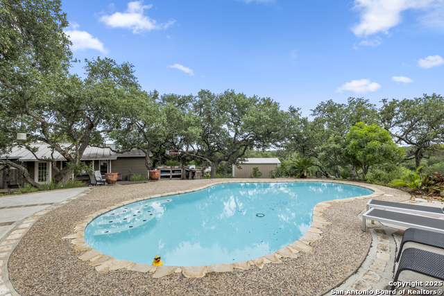 Image 38 of 46 For 2905 Overview