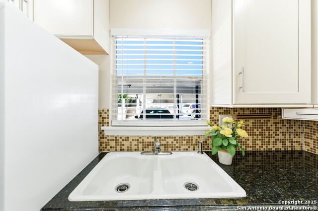 Image 6 of 28 For 8038 Broadway St  118k