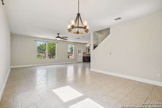 Image 12 of 49 For 27341 Paraiso