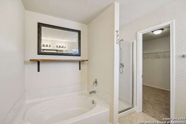 Image 29 of 49 For 27341 Paraiso