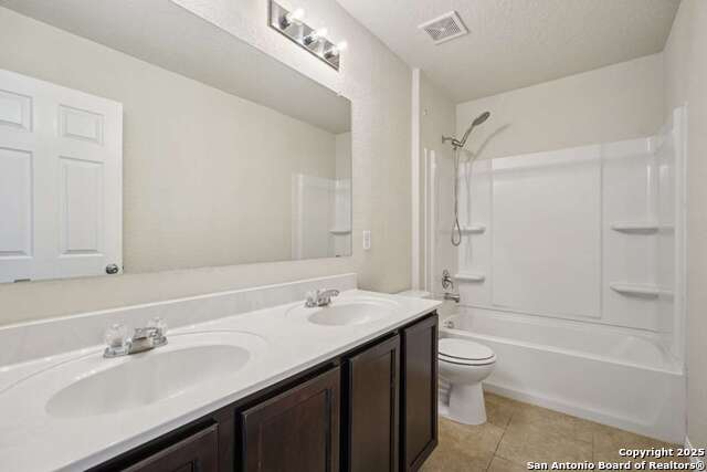 Image 38 of 49 For 27341 Paraiso