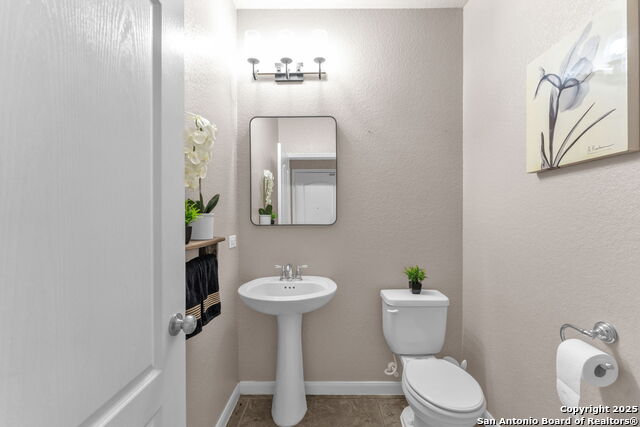 Image 22 of 42 For 8427 Buckhorn Parke