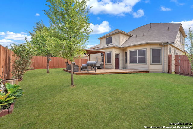 Image 32 of 42 For 8427 Buckhorn Parke