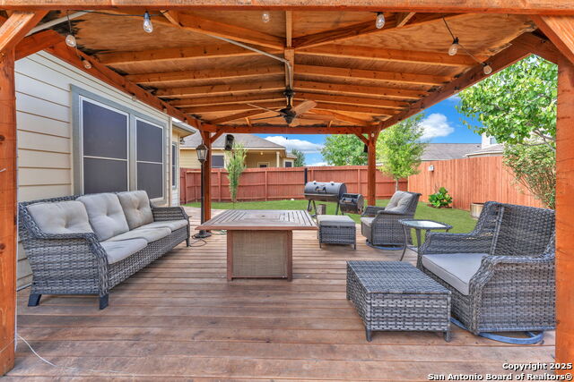 Image 35 of 42 For 8427 Buckhorn Parke