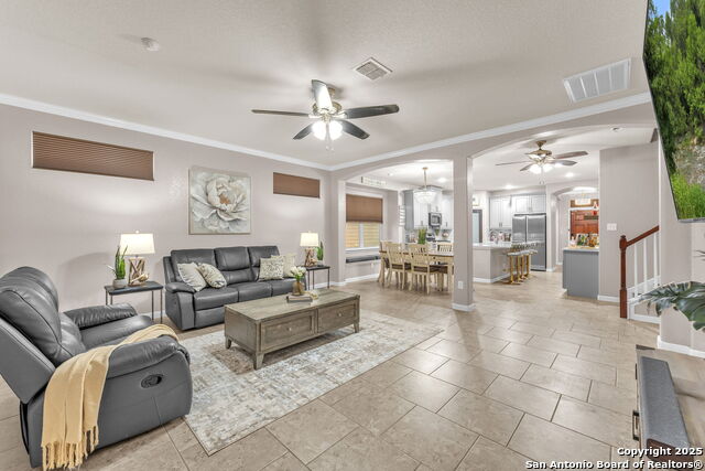 Image 7 of 42 For 8427 Buckhorn Parke