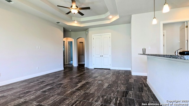 Image 10 of 33 For 6931 Comanche Cougar