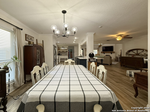 Image 25 of 41 For 12518 Chateau Forest