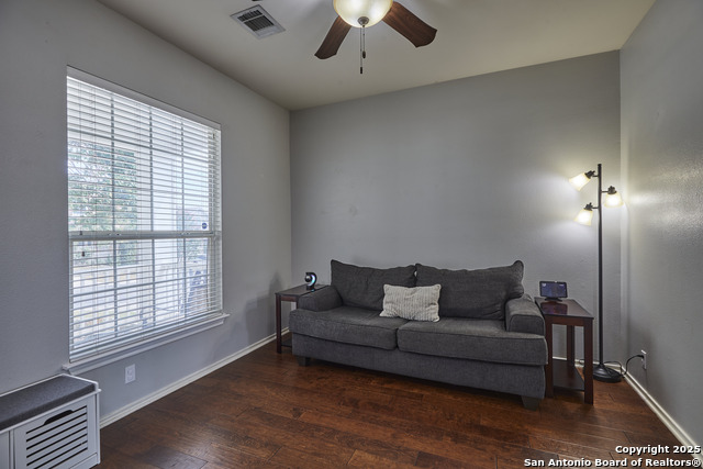 Image 20 of 27 For 935 Calico  