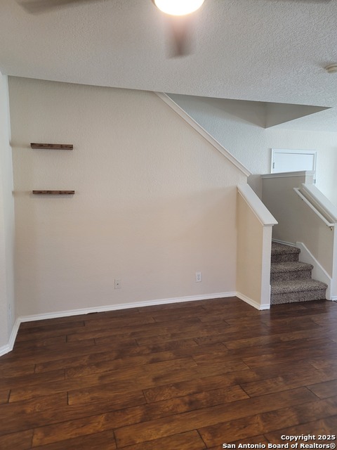 Image 7 of 31 For 4923 Bending Elms