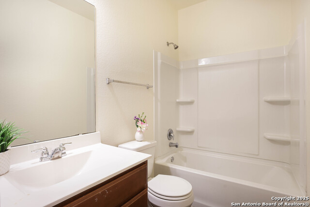 Image 19 of 24 For 15423 Daystar Pass