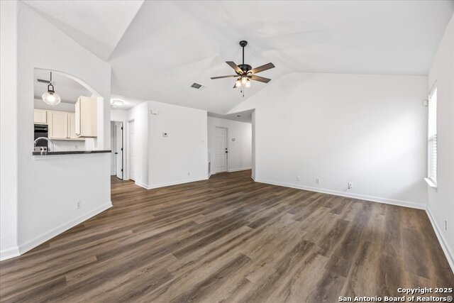 Image 5 of 27 For 4019 Flowing Path