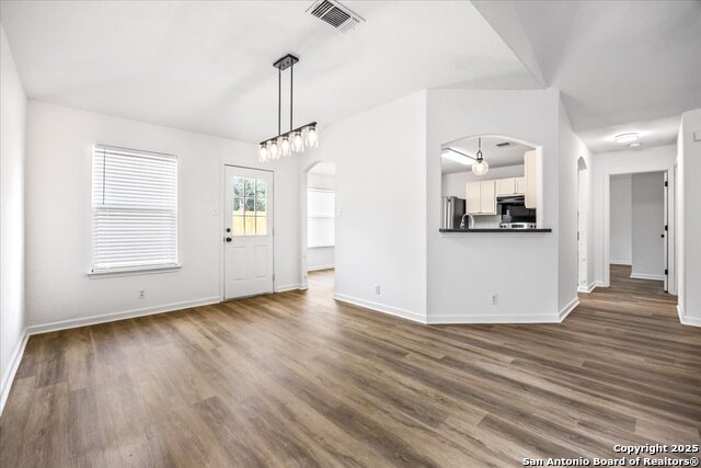 Image 7 of 27 For 4019 Flowing Path