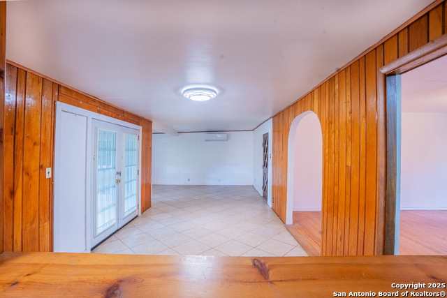 Listing photo id 8 for 146 Marlena  